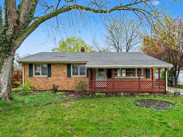 50740 Parian Avenue, South Bend, IN 46637
