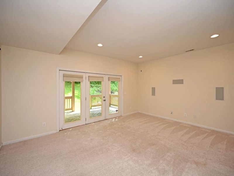 466 Stanley Avenue, Cincinnati, OH 45226 Photo 29