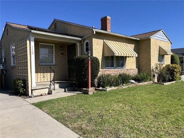 7738 Kraft Avenue, North Hollywood, CA 91605