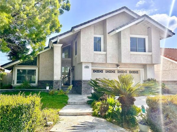 10 Bluff Point Circle, Phillips Ranch, CA 91766