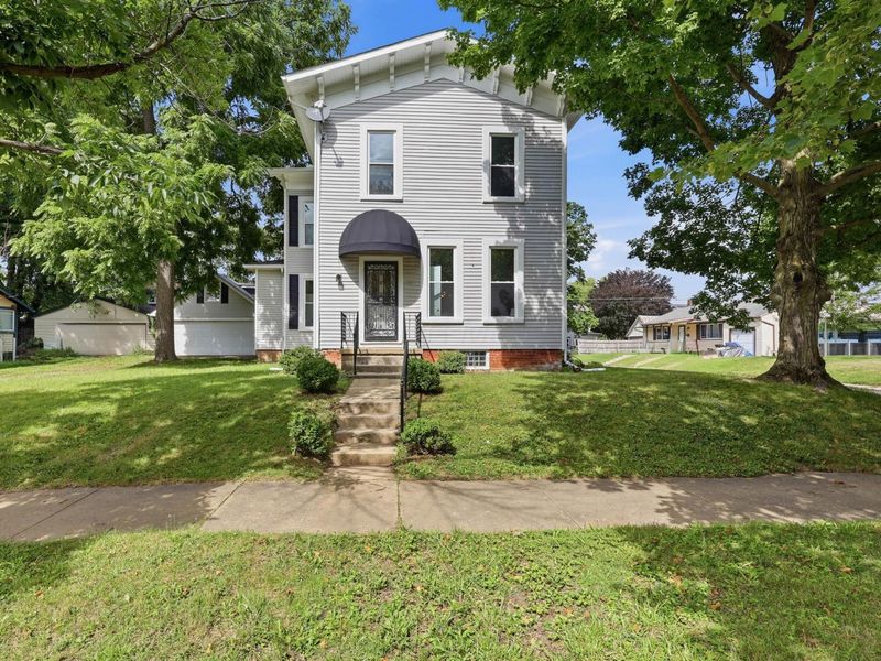 150 N Oak Street, London, OH 43140 Photo 2