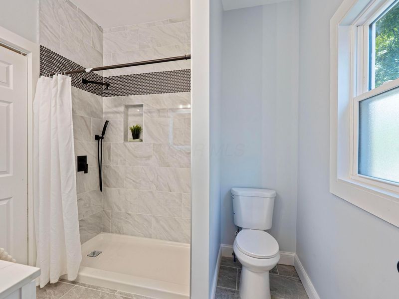 150 N Oak Street, London, OH 43140 Photo 25