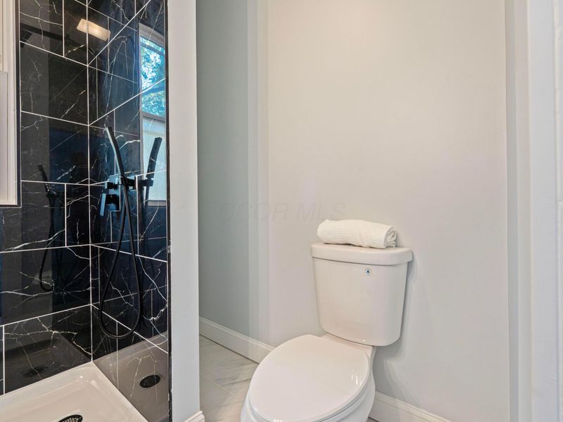 150 N Oak Street, London, OH 43140 Photo 36