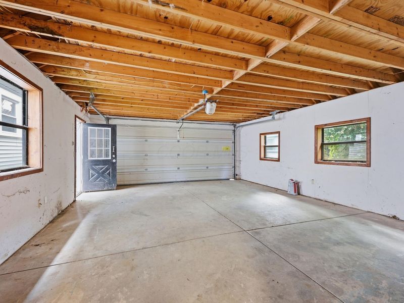 150 N Oak Street, London, OH 43140 Photo 52