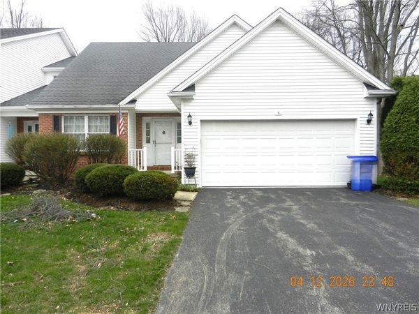 4000 Franklin Street, Unit 8, Hamburg, NY 14075