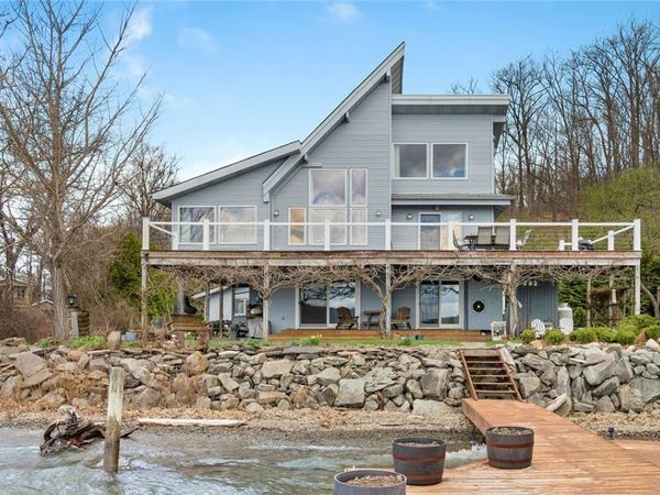 10679 E Lake Road, Hammondsport, NY 14840