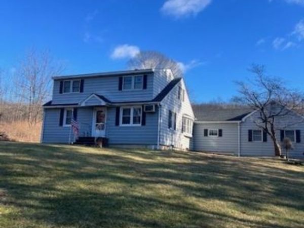 404 Stonetown Rd, Ringwood, NJ 07456