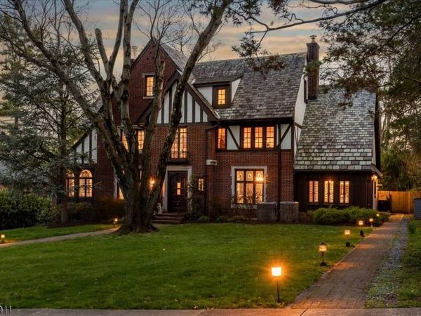 416 Twin Oak Rd, South Orange, NJ 07079