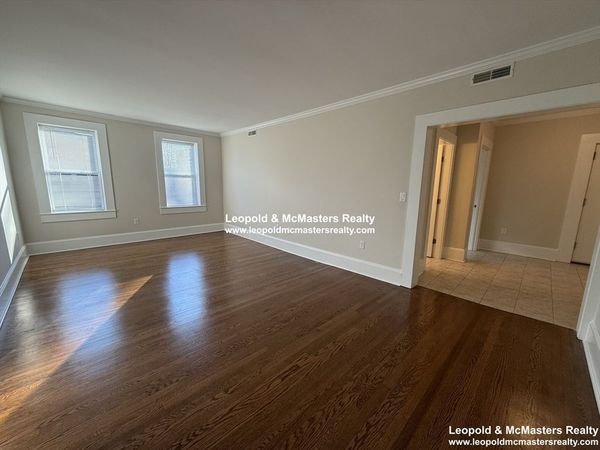 16 Short St, Unit 2, Brookline, MA 02446
