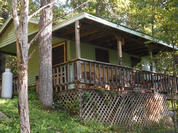 17532 Phillips Road, Bristol, VA 24202