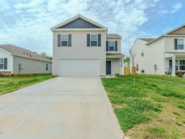 9518 River Cane Road, Mascot, TN 37806