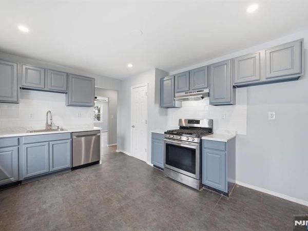 462 Kingsland Avenue 2, LYNDHURST, NJ 07071