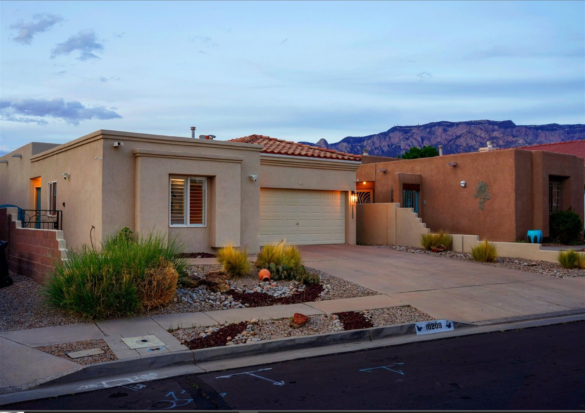 10209 Jarash Place Ne, Albuquerque, NM 87122 Main Photo