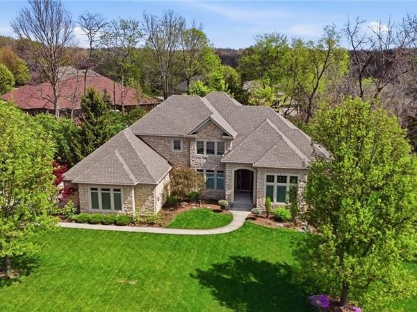 7286 Meeker Creek Drive, Butler Township, OH 45414