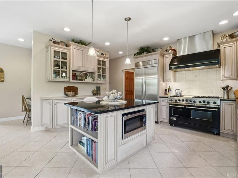 7286 Meeker Creek Drive, Butler Township, OH 45414 Photo 31