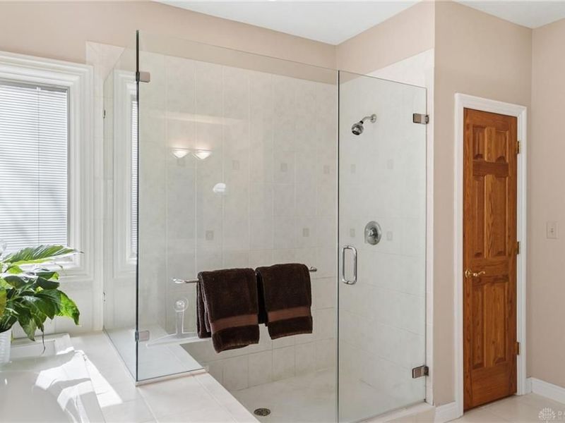 7286 Meeker Creek Drive, Butler Township, OH 45414 Photo 47