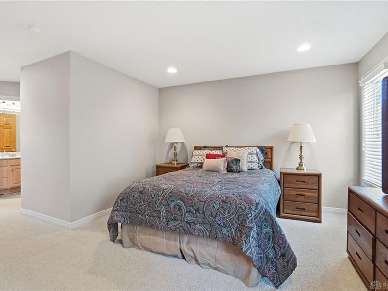 7286 Meeker Creek Drive, Butler Township, OH 45414 Photo 54