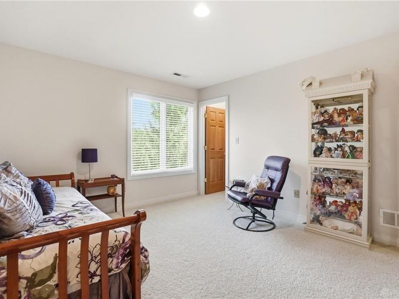 7286 Meeker Creek Drive, Butler Township, OH 45414 Photo 57