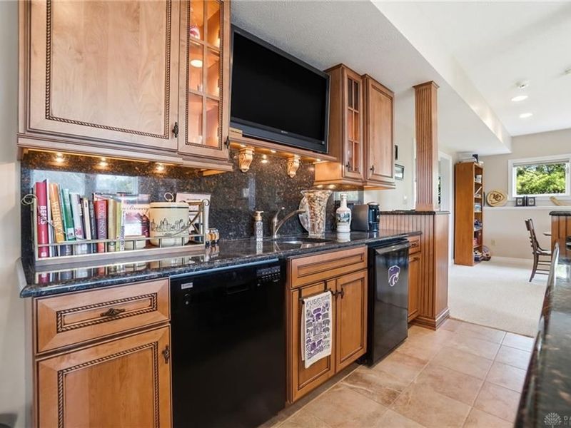 7286 Meeker Creek Drive, Butler Township, OH 45414 Photo 82