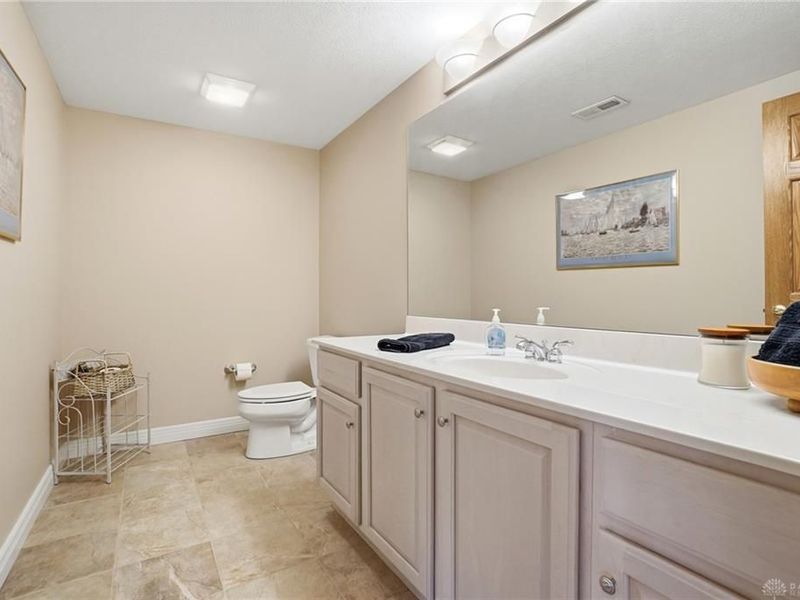 7286 Meeker Creek Drive, Butler Township, OH 45414 Photo 89