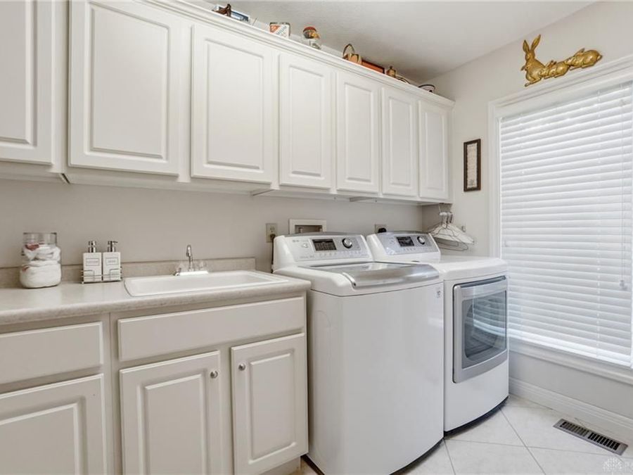 Property Image 93
