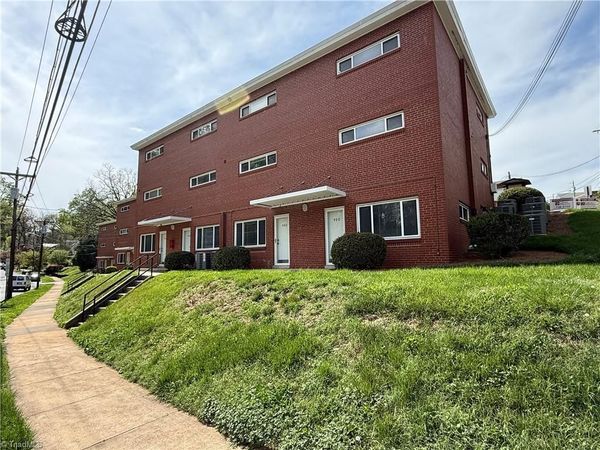 400 Lockland Avenue , Winston-Salem, NC 27103