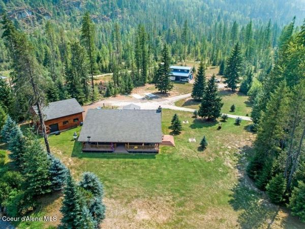 300 Old Bull River Rd , Noxon, MT 59853