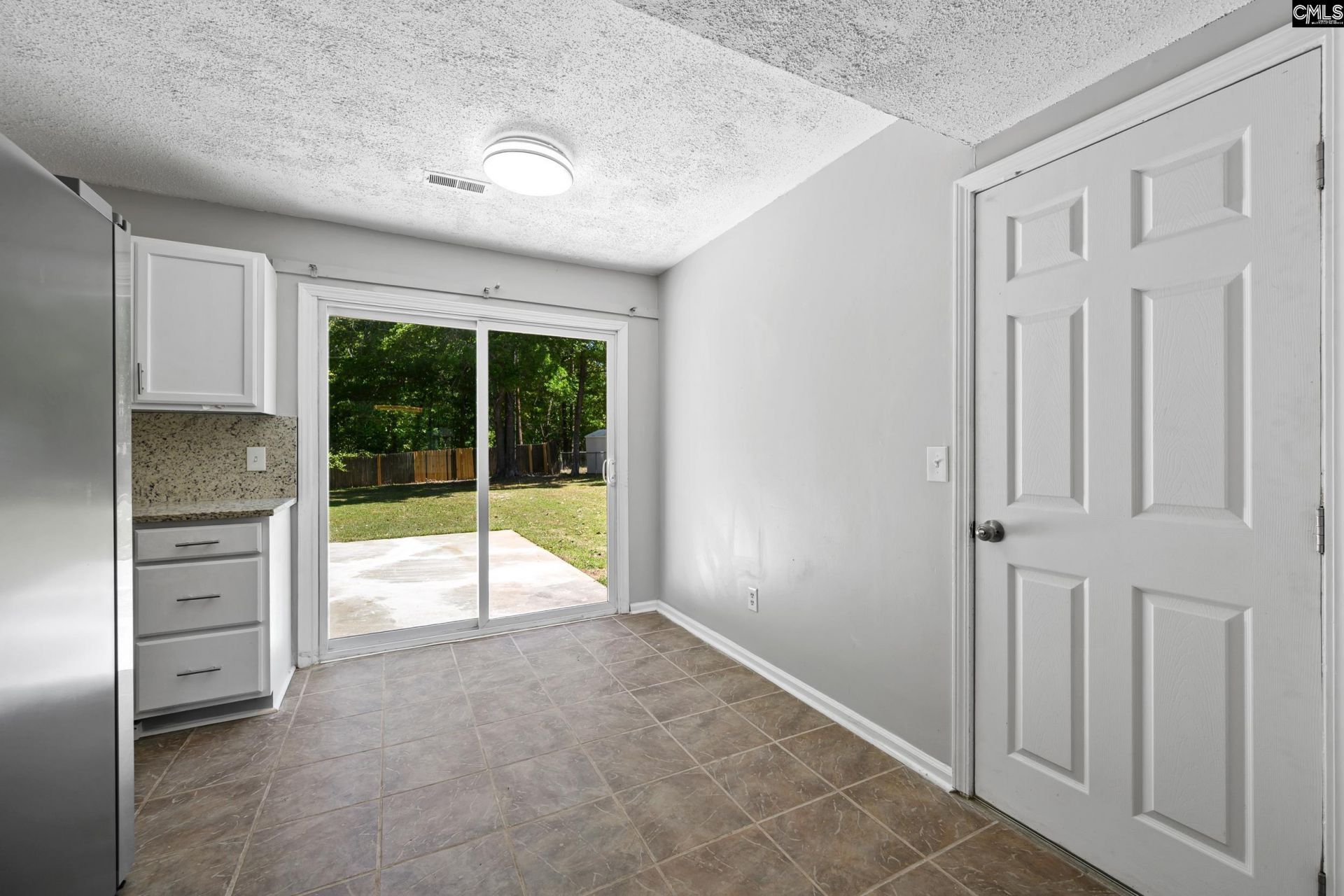 114 Woodspur Road  Photo 15