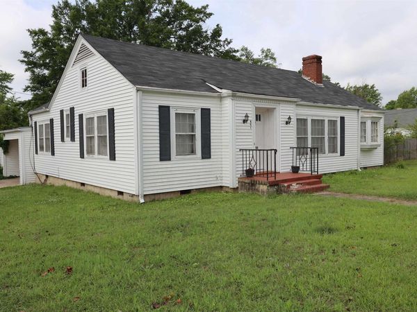 401 W 4th, Fordyce, AR 71742