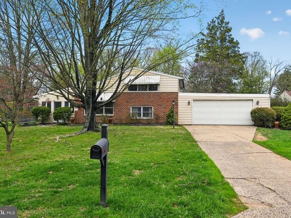 50 IVY LANE, LANSDALE, PA 19446