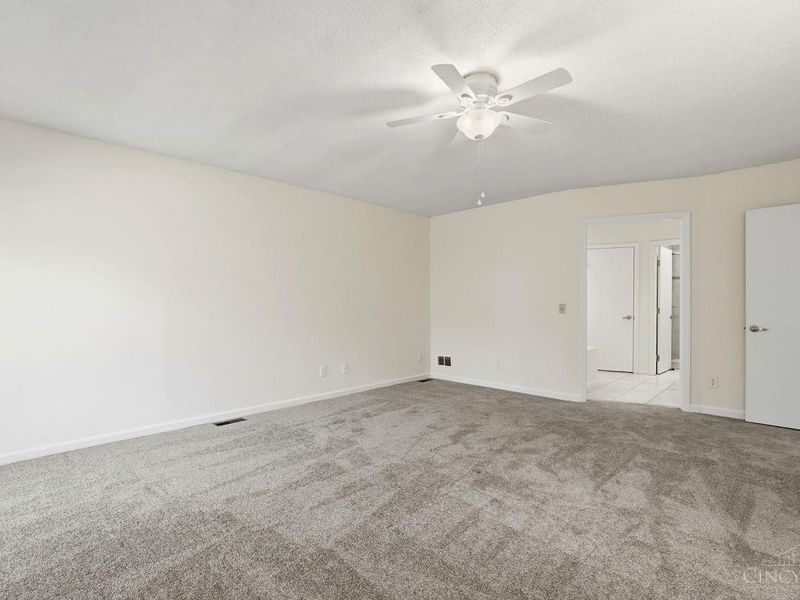 3843 Blackwood Court, Blue Ash, OH 45236 Photo 39