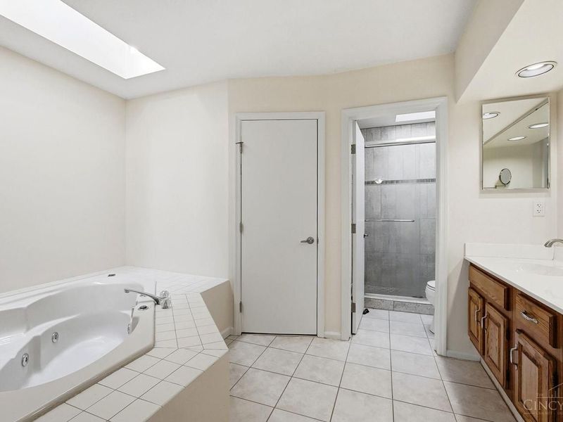 3843 Blackwood Court, Blue Ash, OH 45236 Photo 41