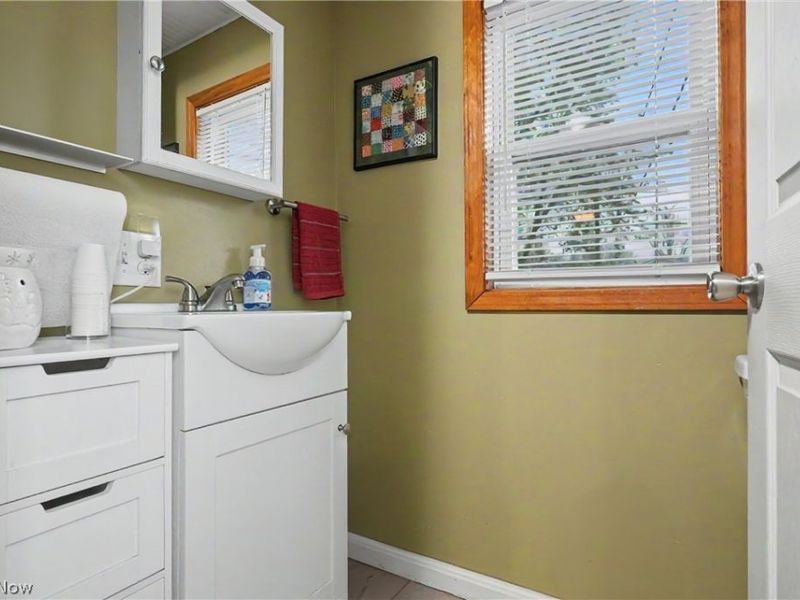 615 W Ohio Avenue, Sebring, OH 44672 Photo 19