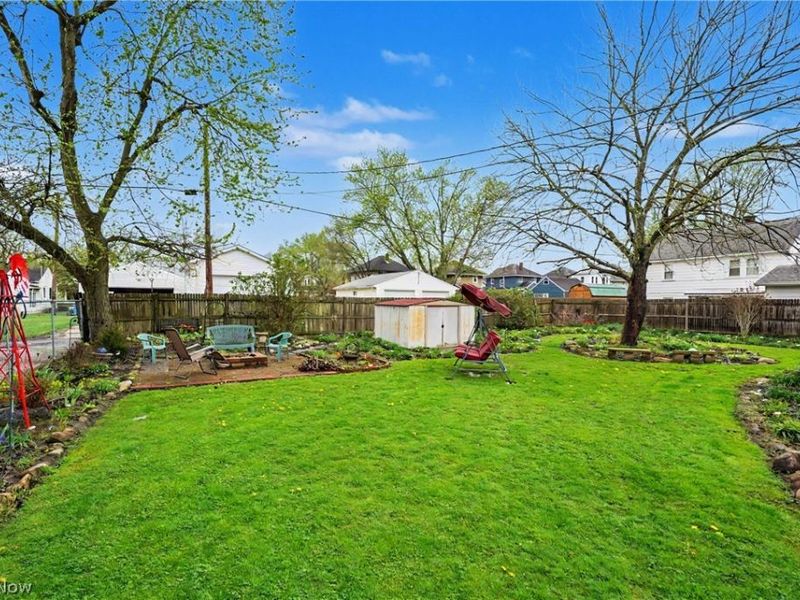 615 W Ohio Avenue, Sebring, OH 44672 Photo 42