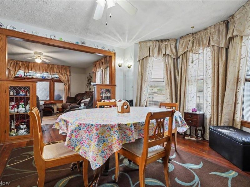 615 W Ohio Avenue, Sebring, OH 44672 Photo 8