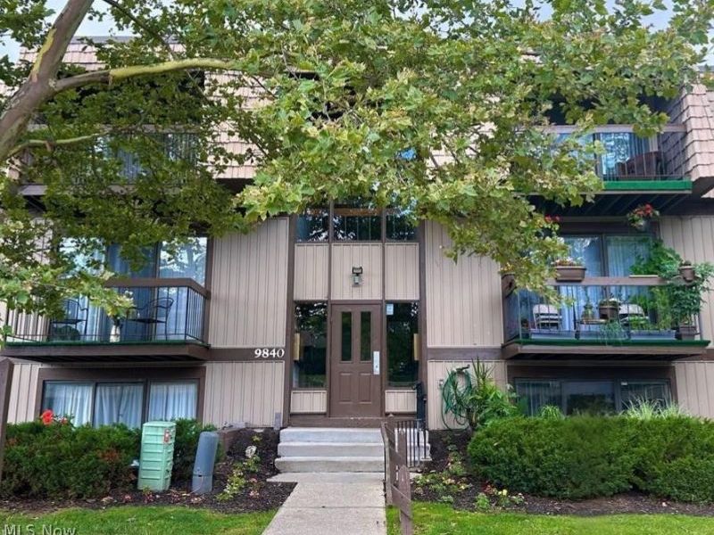 9840 Sunrise Boulevard, Unit S27, North Royalton, OH 44133 Photo 1