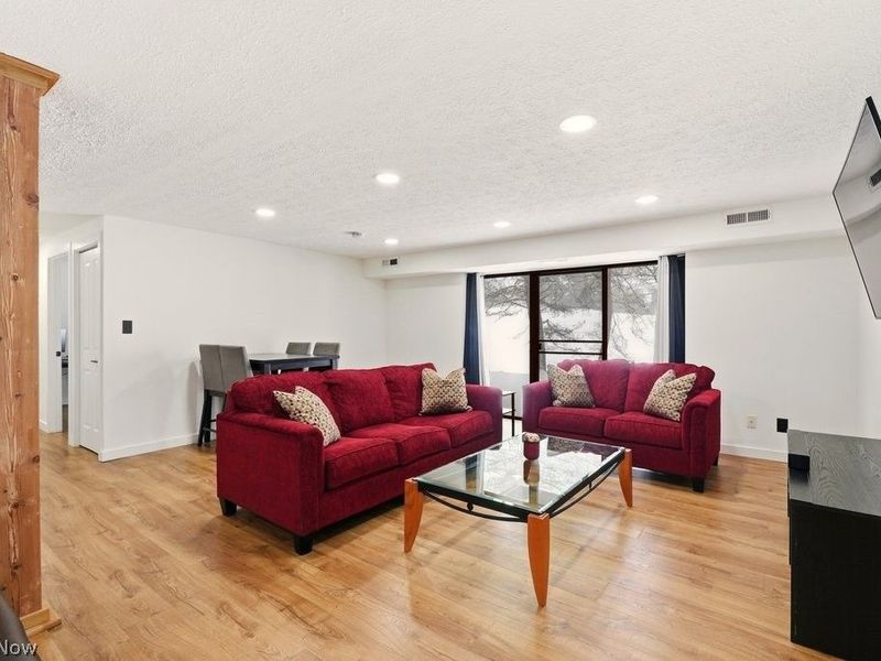 9840 Sunrise Boulevard, Unit S27, North Royalton, OH 44133 Photo 4