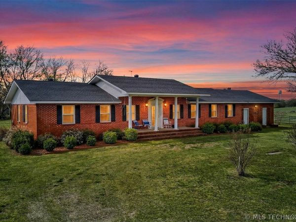 21185 E Highway 9 , Keota, OK 74941