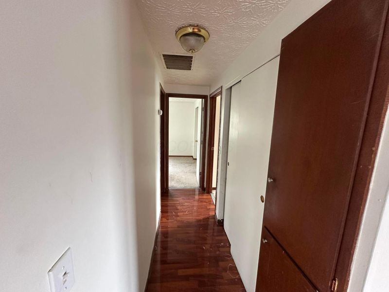 2516 Nassau Drive, Unit A, Columbus, OH 43232 Photo 15
