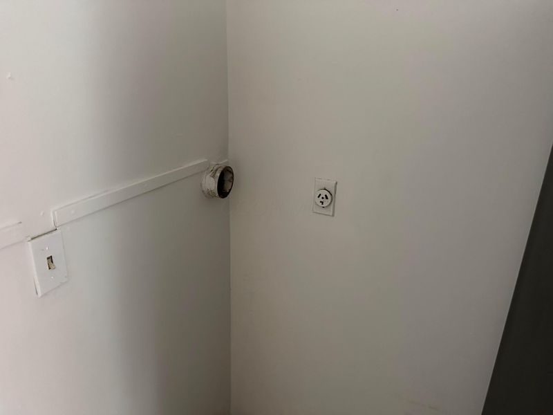 2516 Nassau Drive, Unit A, Columbus, OH 43232 Photo 23