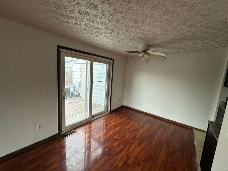 2516 Nassau Drive, Unit A, Columbus, OH 43232 Photo 4