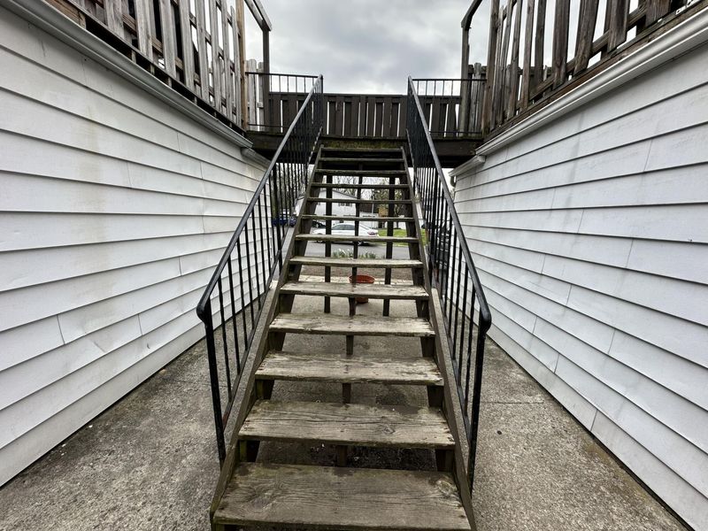 2516 Nassau Drive, Unit A, Columbus, OH 43232 Photo 5