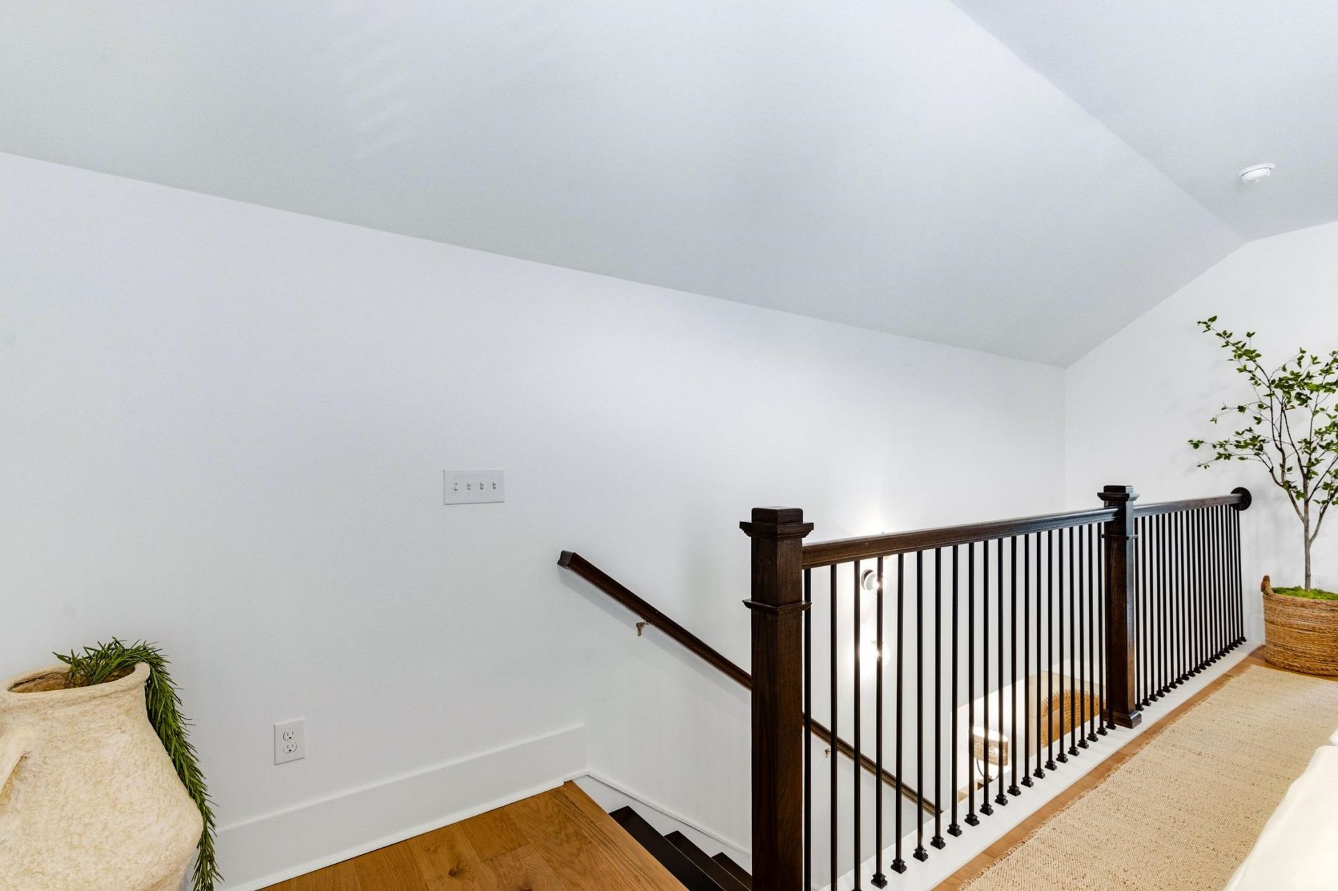 6436 Berg St. Photo 37