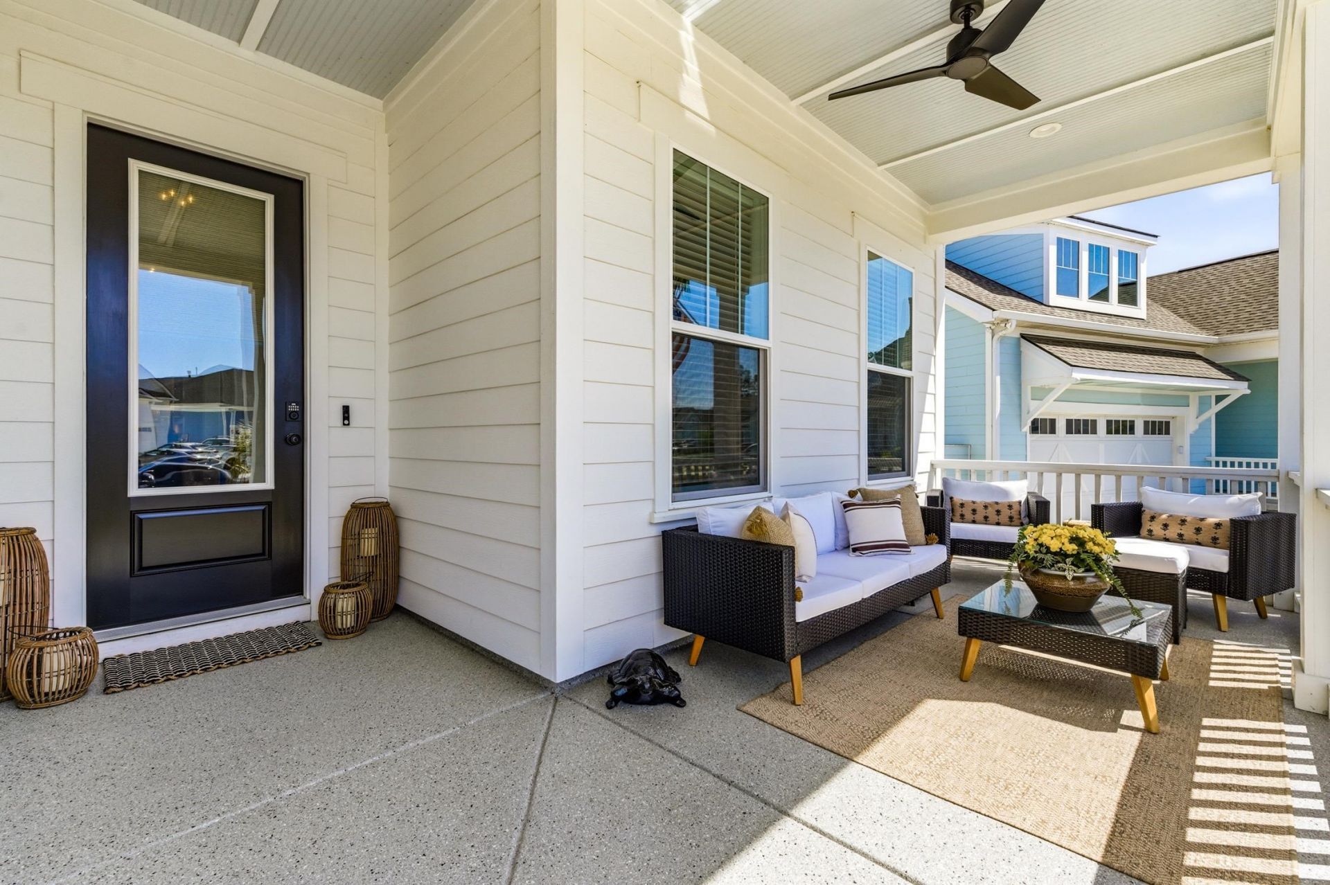 6436 Berg St. Photo 5