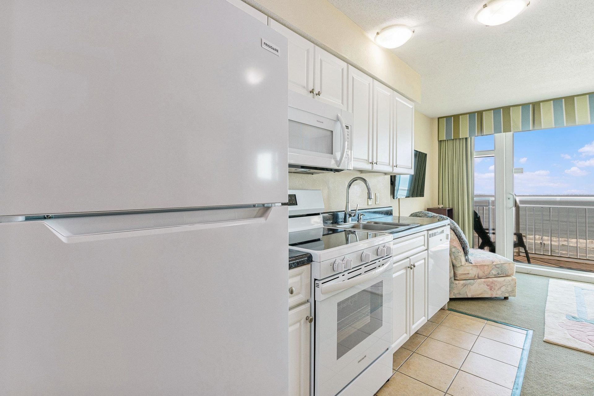 2501 S Ocean Blvd. Photo 6