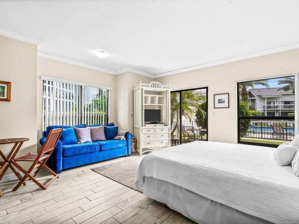 11863 Wimbledon Circle, Unit 432, Wellington, FL 33414