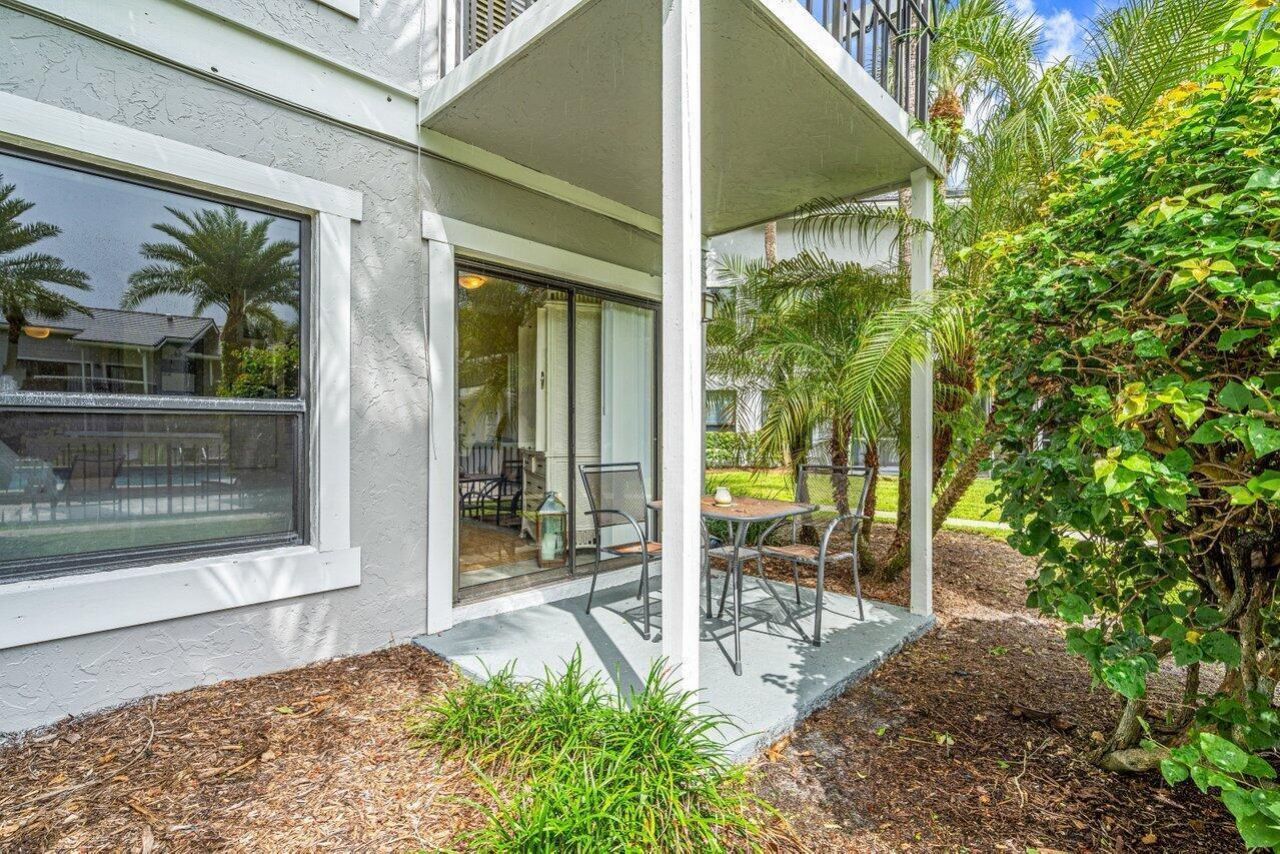 11863 Wimbledon Circle, Unit 432, Wellington, FL 33414 Photo