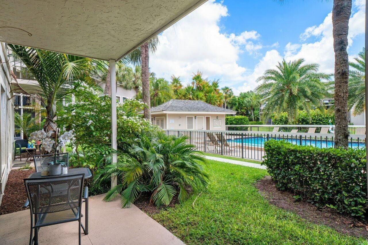 11863 Wimbledon Circle, Unit 432, Wellington, FL 33414 Photo