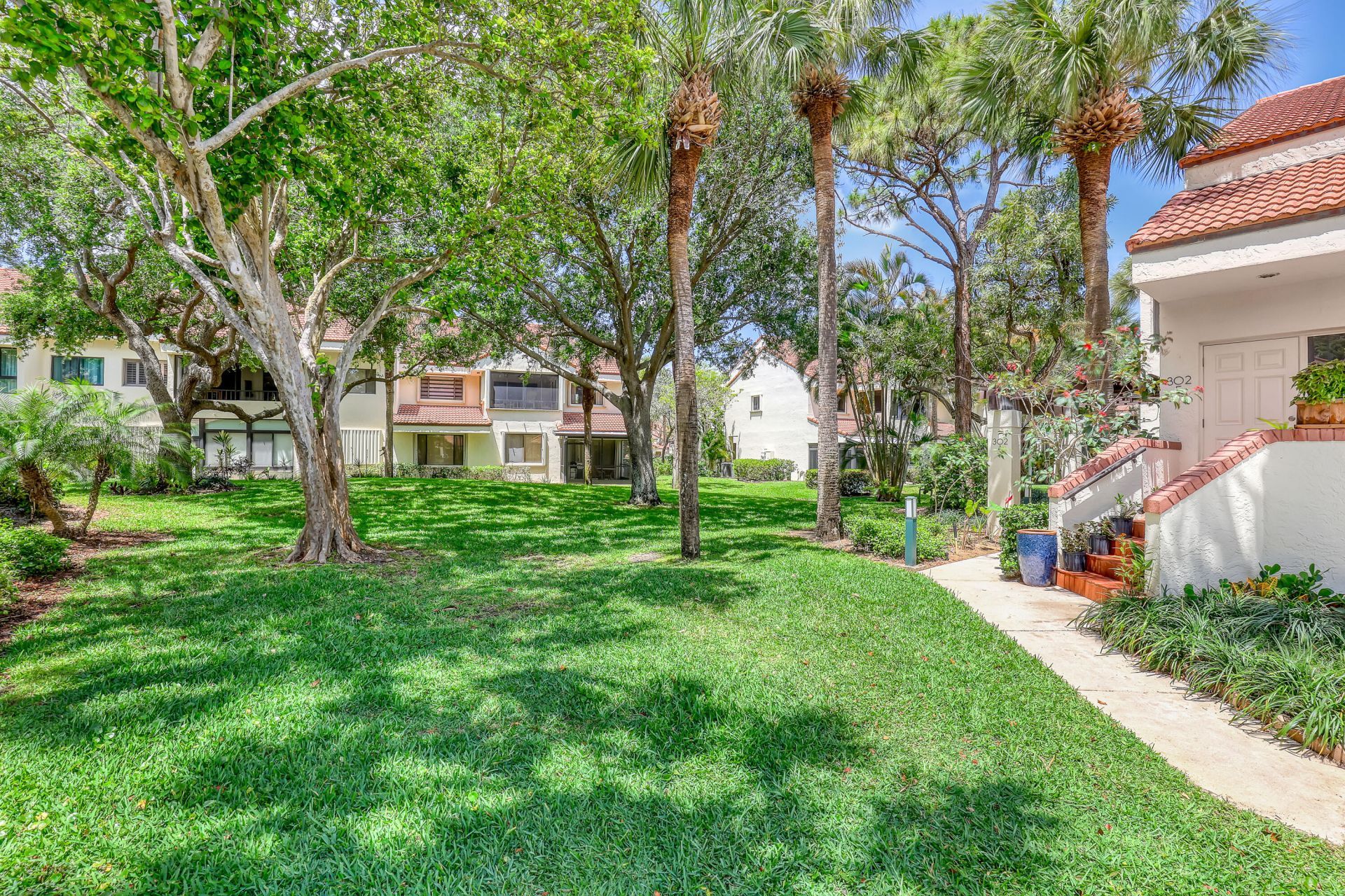 302 Sea Oats Drive, Unit E, Juno Beach, FL 33408 Photo