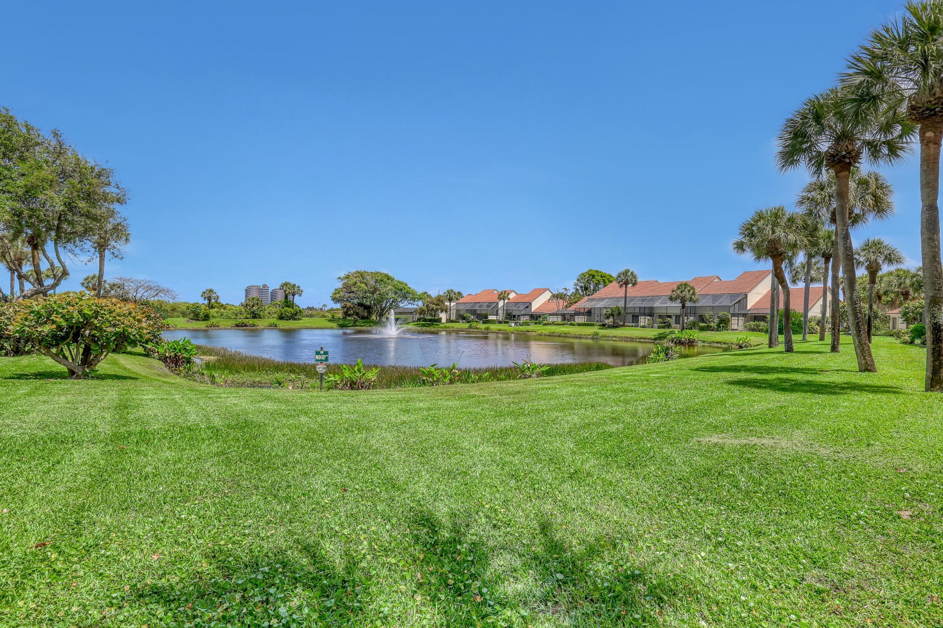 302 Sea Oats Drive, Unit E, Juno Beach, FL 33408 Photo